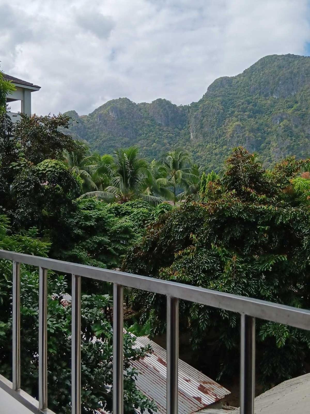 Forest Bay Inn Эль-Нидо Экстерьер фото